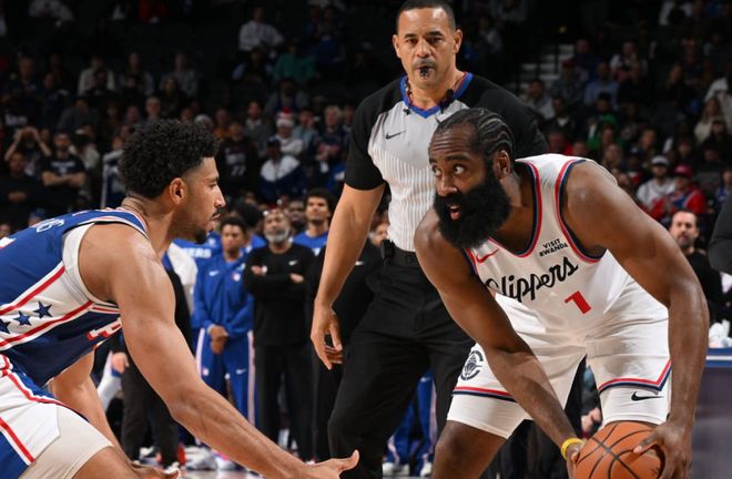 官方公佈重大漏判：哈登絕殺三分被犯規沒吹 快船兩次吃虧負76人