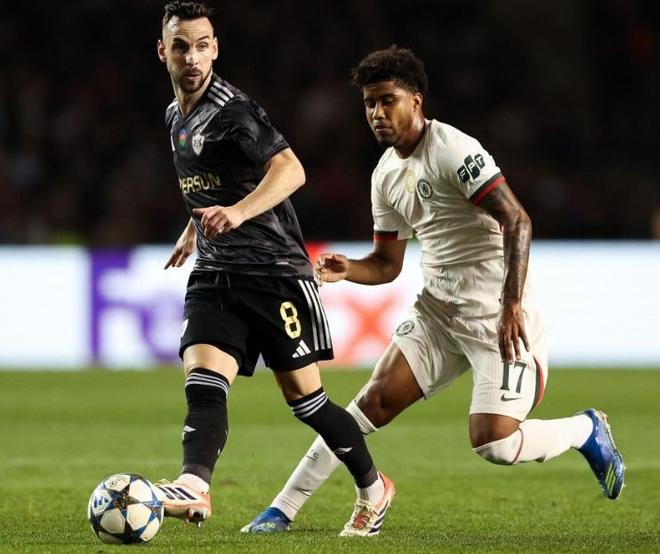 加纳乔历史第一人！新援两送大礼，切尔西豪阵2-2爆冷造耻辱纪录