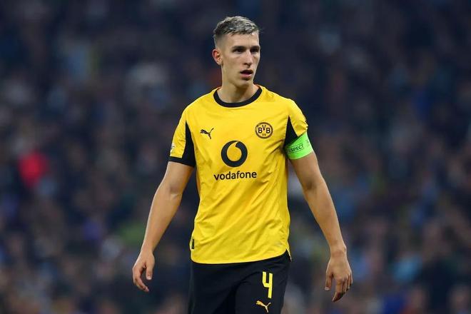 镜报：施洛特贝克不想与多特续约，利物浦目前正在关注