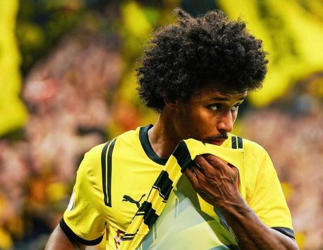 体图：多特不排除给阿德耶米设解约金，但金额至少要到8000万