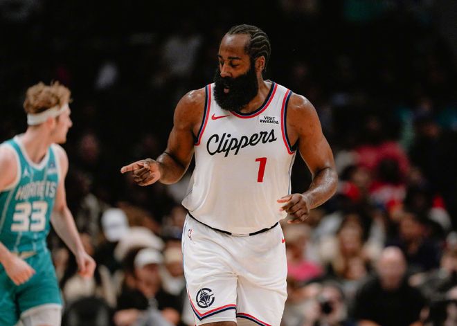 哈登55分7助，一戰刷新七大紀錄！保羅迎裡程碑，小卡終於能回歸