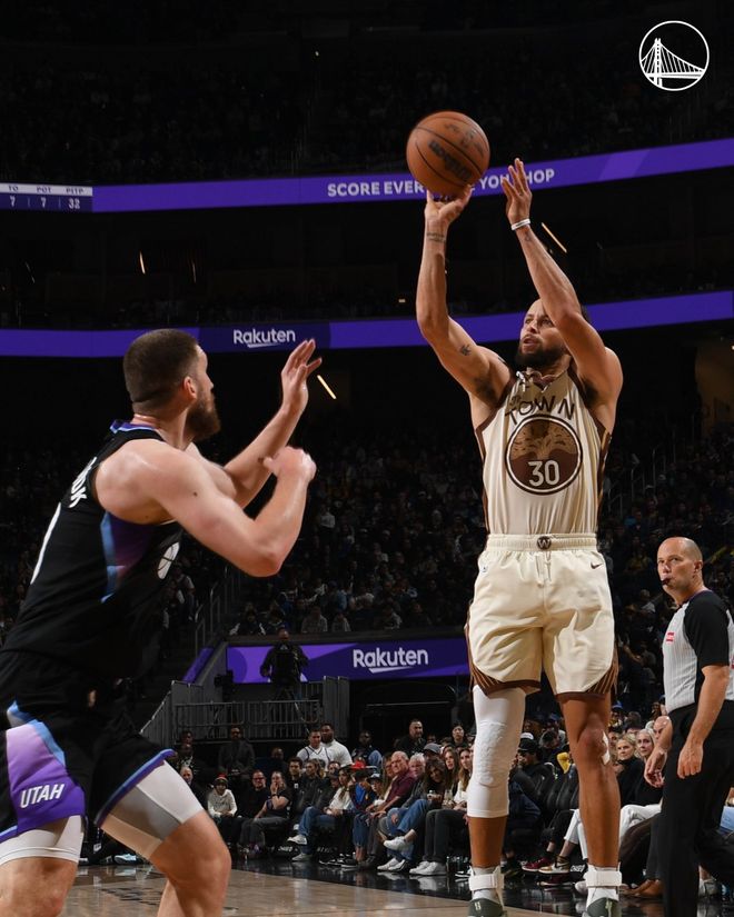 庫裡31分勇士大勝爵士結束3連敗，巴特勒18+6+7喬治28分