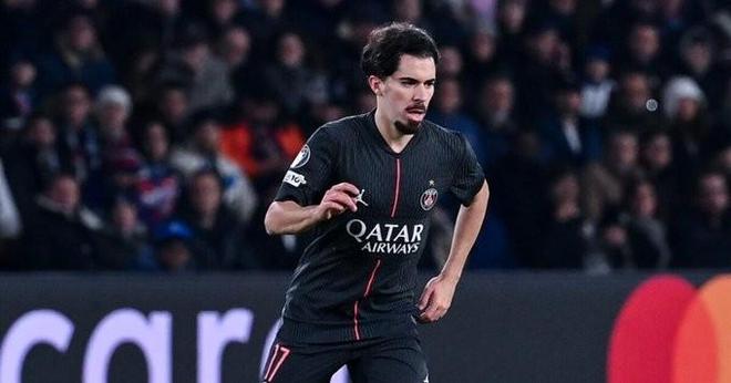 欧冠双响，维蒂尼亚大巴黎生涯首次上演梅开二度