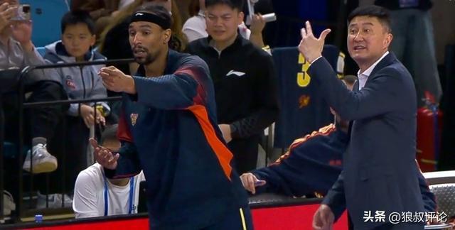 太歡樂！薩林傑模仿杜鋒指揮比賽 針對戰術執行未能投中逗樂杜鋒