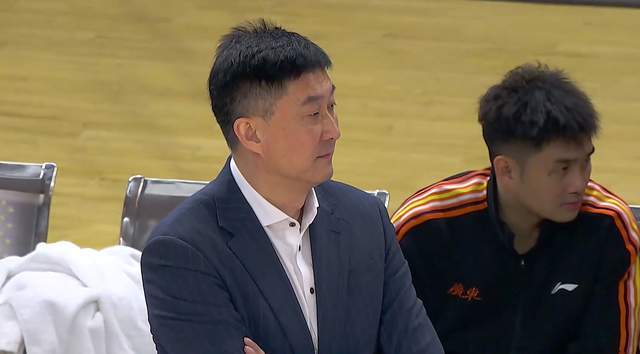 離開杜鋒就爆發？2米26長人厲害瞭，命中率100%，有望打進國傢隊