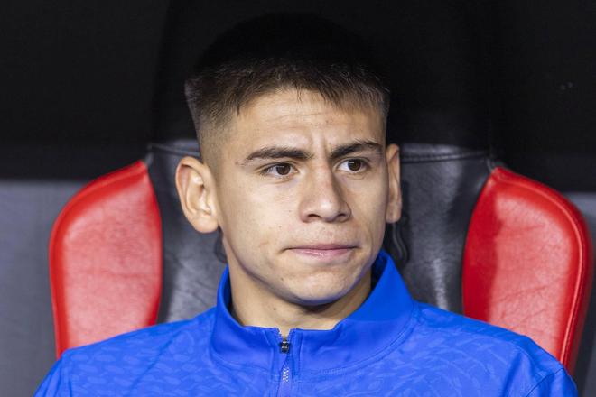 记者：曼城小将埃切韦里将提前结束在勒沃库森的租借