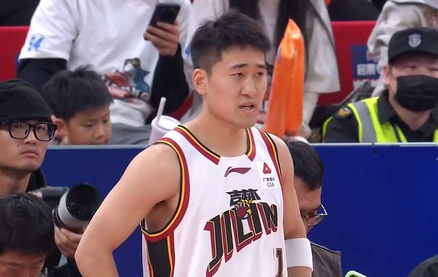 央視播1場！CBA一日6賽，遼籃謹防爆冷，山東欲復仇，丁偉沖首勝